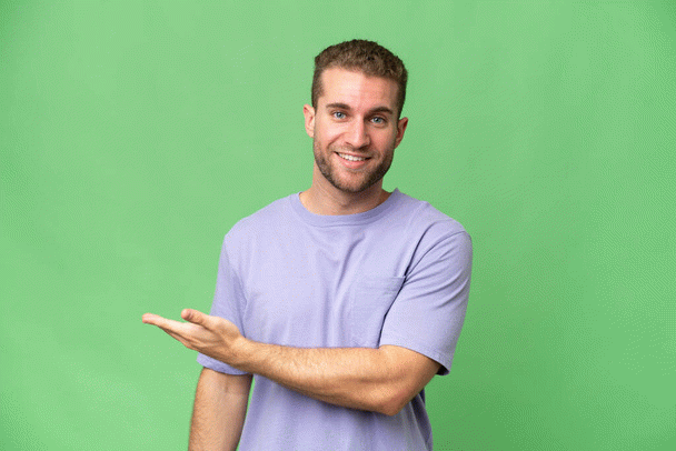 کسب درآمد بدون سرمایه: چکیده‌ای از تجربیات نی‌نی‌سایت و پاسخ به سوالات پرتکرار